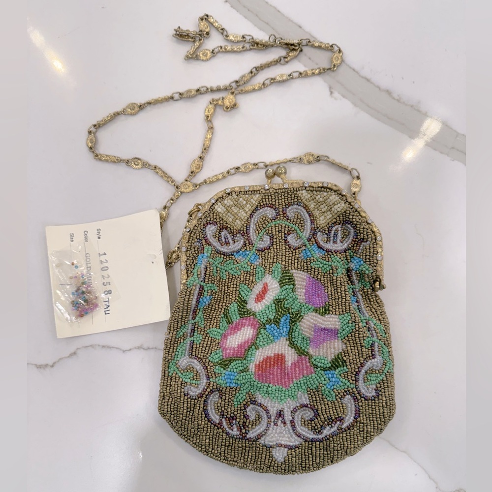 Christiana Beaded Silk Handbag, Style 120258, NWT - Picture 2 of 5